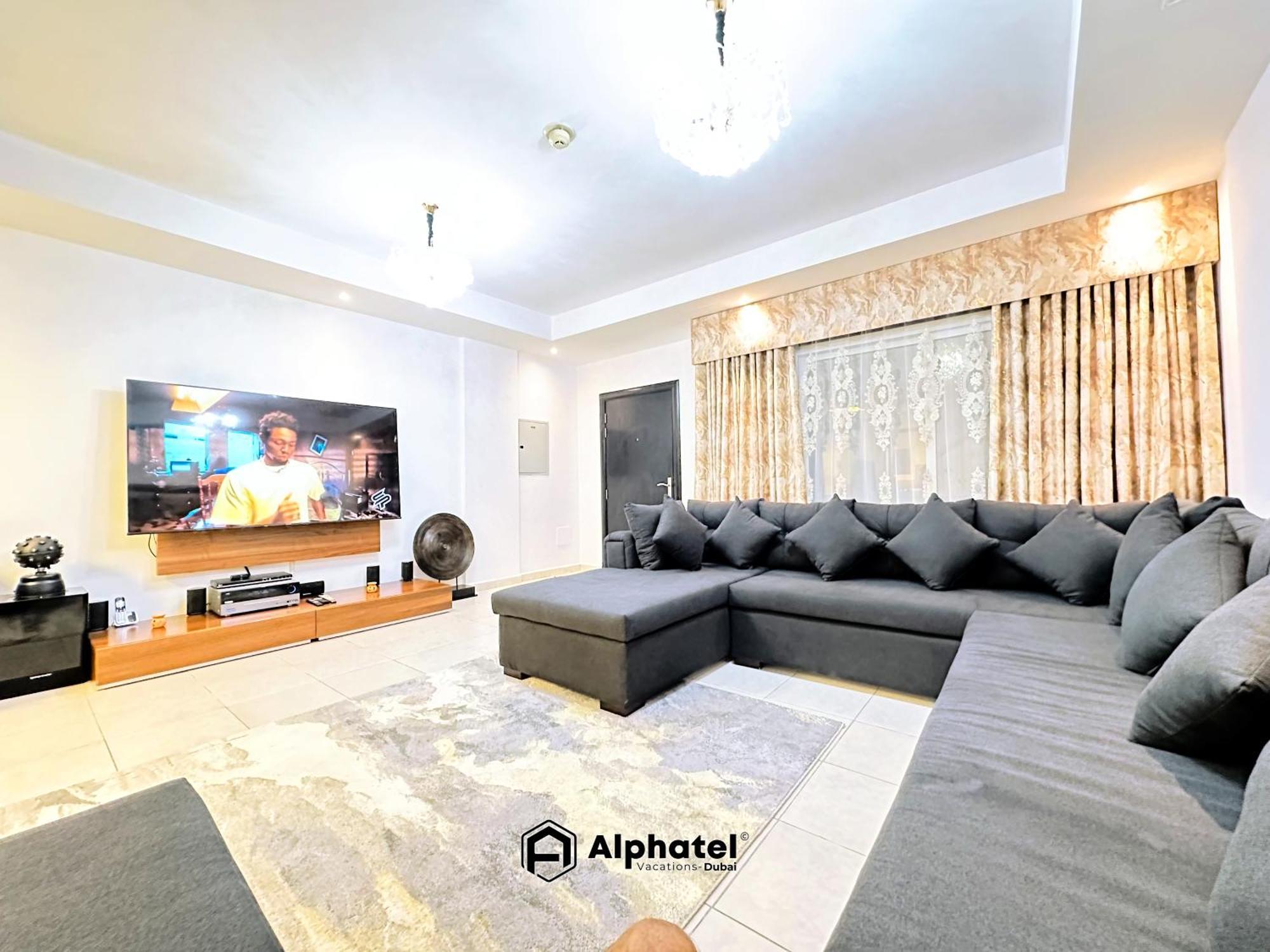 Stylish 3-bedroom Maid - In Jvc - Guest house